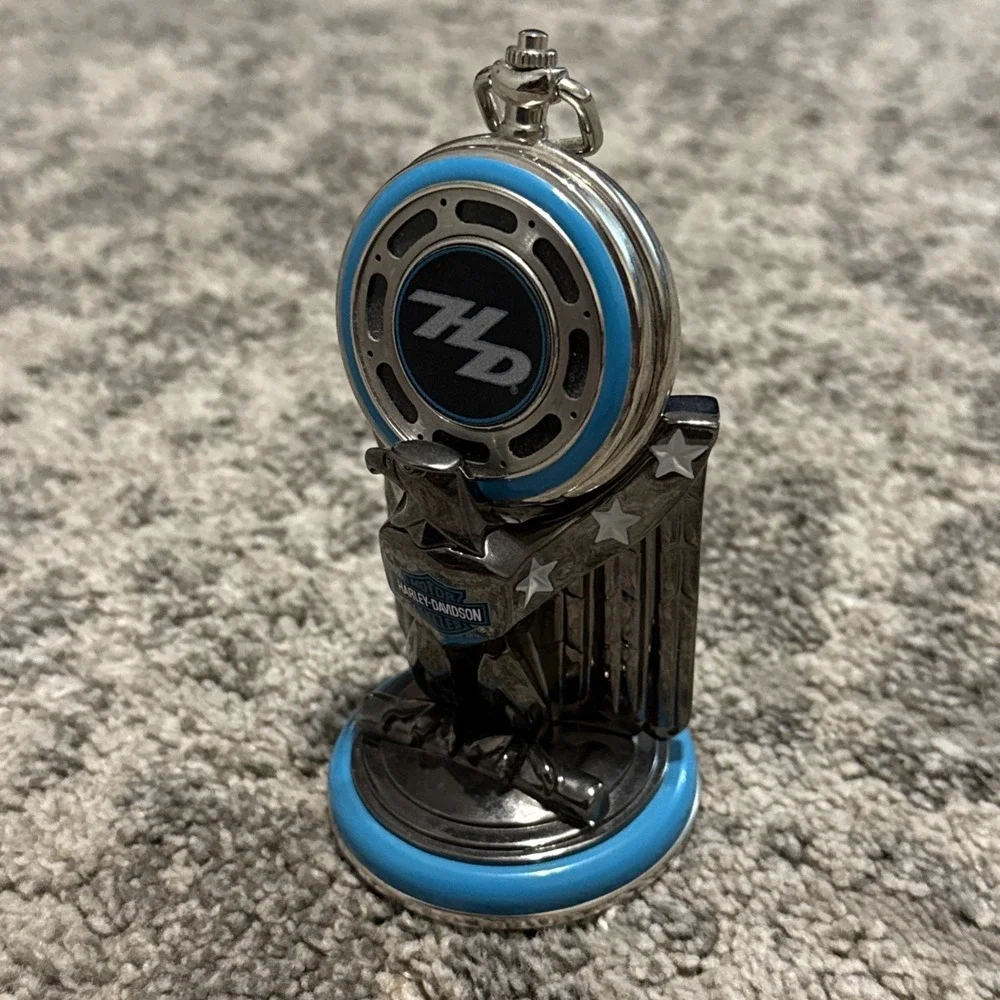 Harley Davidson Road King Pocket Watch with‎ Eagle Stand Needs New Battery